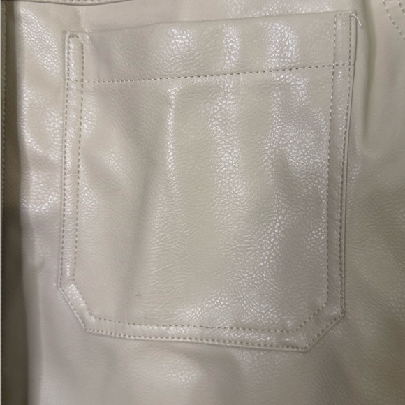H&M Cream Faux-Leather Shirt Jacket Vegan Large - Picture 7 of 8
